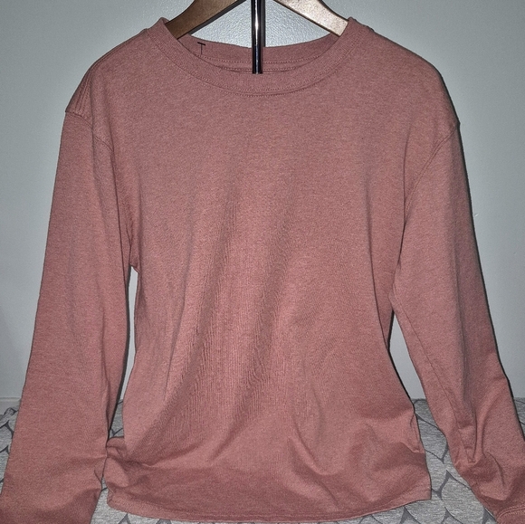 Carhartt Long Sleeved Shirt. SZ Adult XS Or Kids LARGE. Peach ish Color - Picture 2 of 6